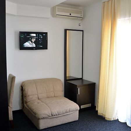 Hotel Golf Kruševac Camera foto