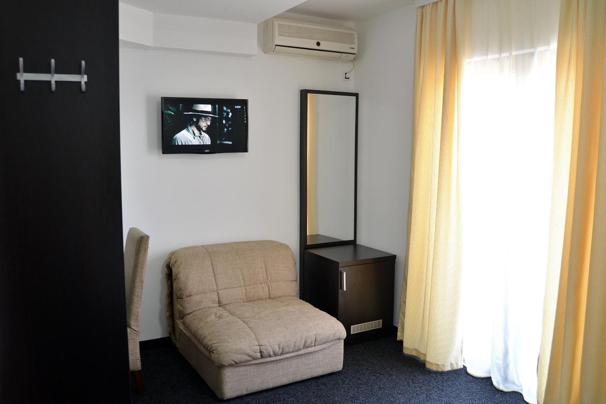 Hotel Golf Kruševac Camera foto
